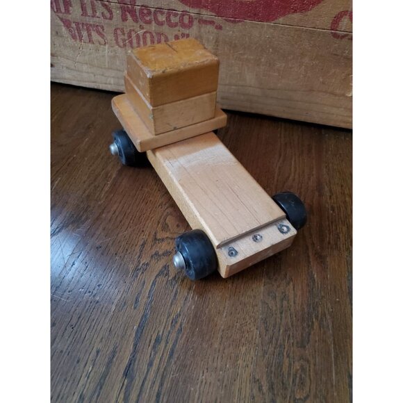 Rare Vintage Solid Maple Wood Flatbed Truck Toy - Community - Picture 6 of 9